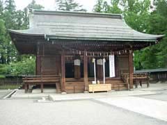 上杉神社本殿(米沢城跡)